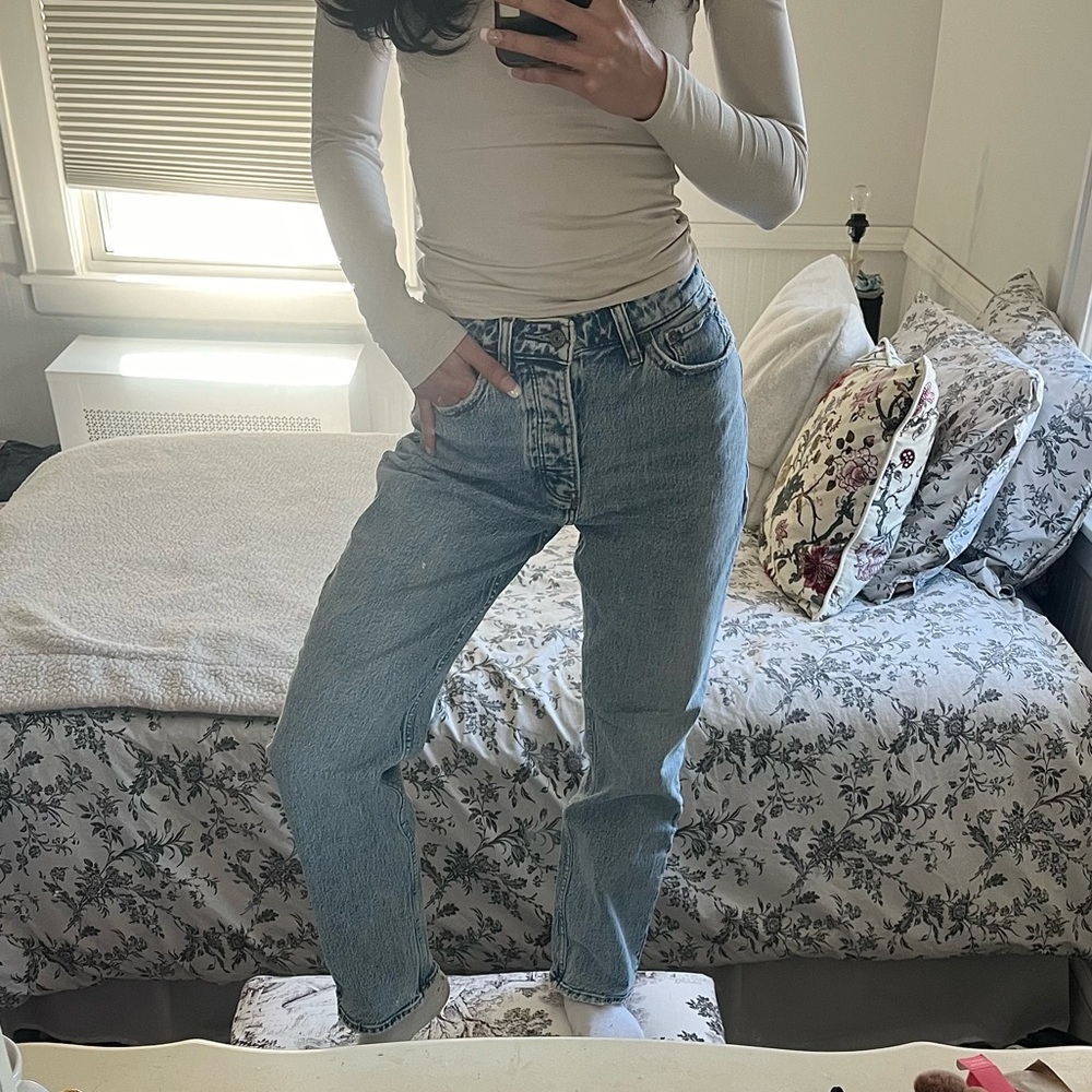 Abercrombie Curve Love High Waisted Dad Jeans in Short